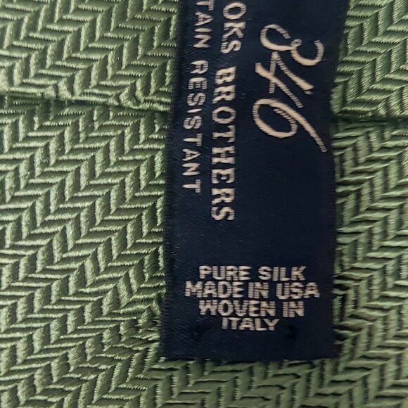Brooks Brothers Ties  Striped Makers 60 x 3 1/2 & Green 346 63 x 3 1/2 - Picture 5 of 7